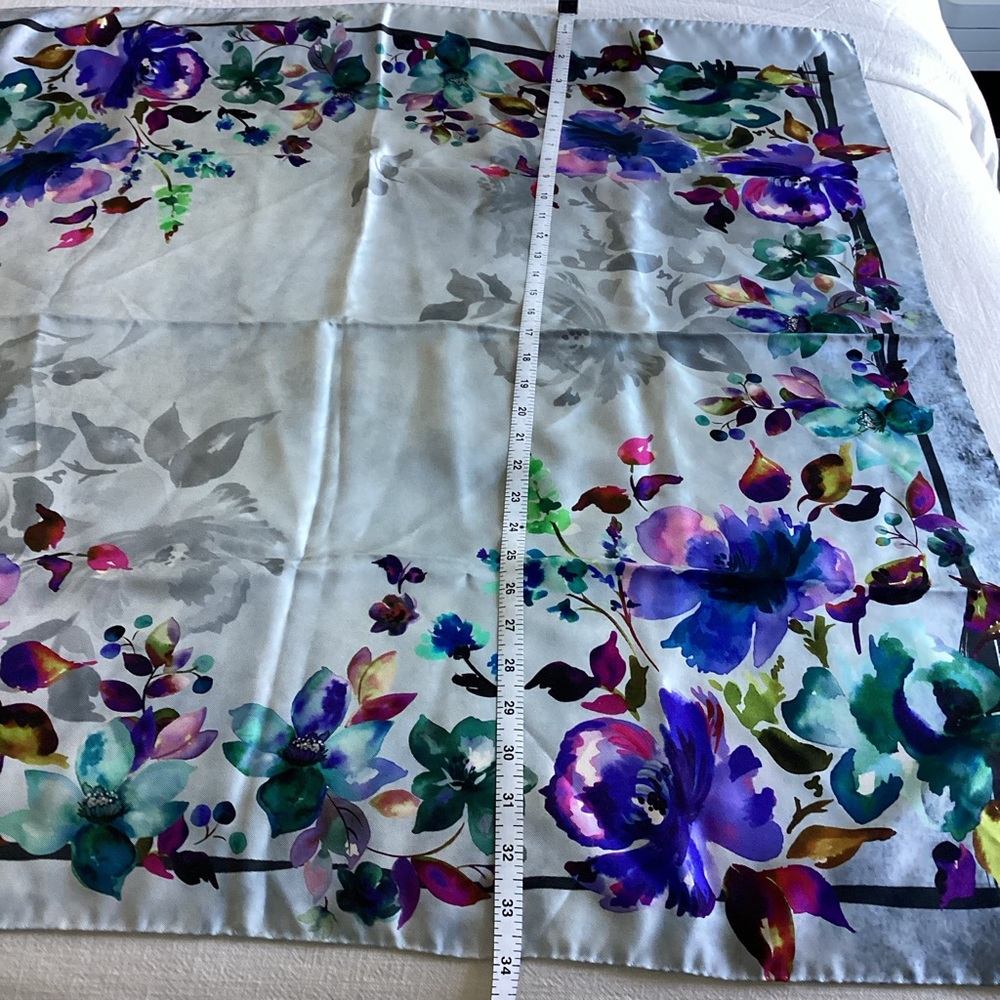 Elizabetta 100% Silk Scarf Blue Floral Italian Botanical Design - Picture 11 of 13